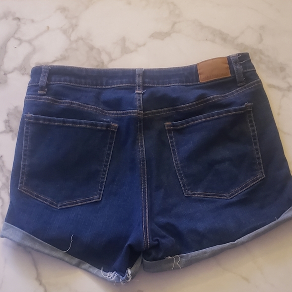 Jean Shorts - Picture 2 of 3